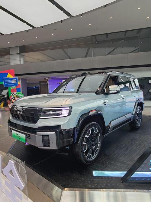 惠州惠城区裕力欧企业管理咨询比亚迪方程豹硬派越野的爆款，英菲尼迪35周年与你共成长